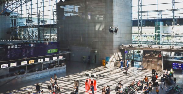 
En août 2023, quelque 5,9 millions de passagers ont transité par l aéroport de Francfort (FRA), la première plateforme allema