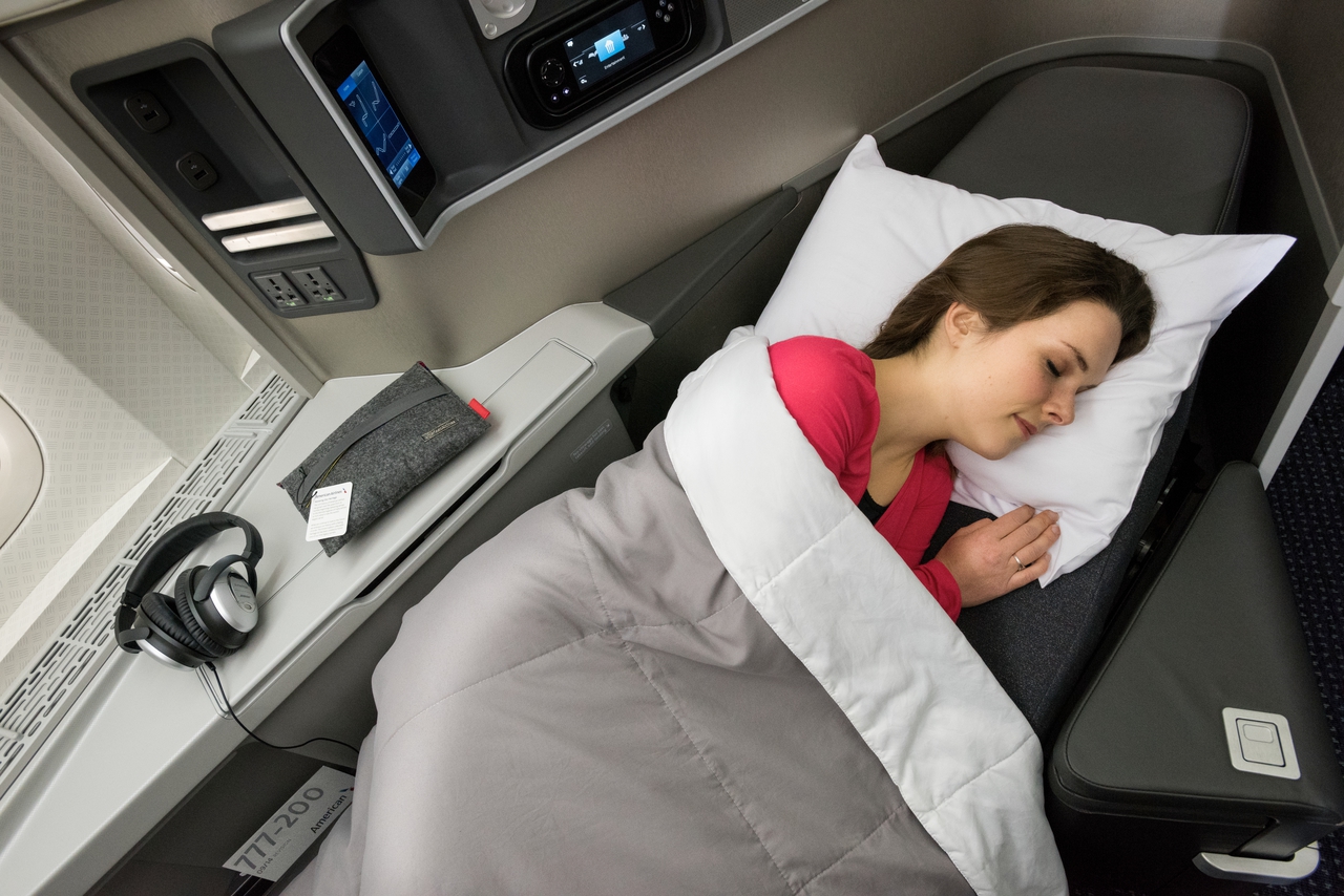 Info pratique : les conseils pratiques pour se reposer et dormir en avion