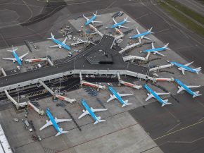 
L aéroport d Amsterdam-Schiphol se prépare à une possible perturbation des vols, le personnel au sol de KLM se préparant à u