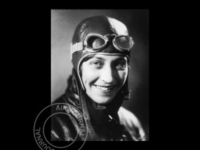 
Histoire de l’aviation – 15 mai 1936. Le 4 mai 1936, la pilote de nationalité britannique Amy Johnson quittait la ville de