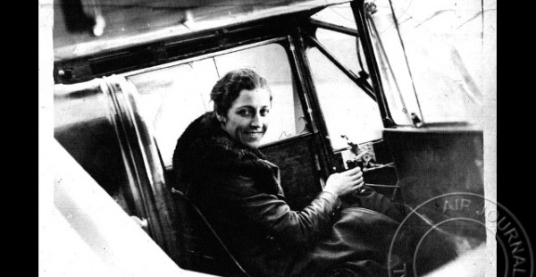 Histoire de l’aviation – 24 mai 1930. C’est seule que l’aviatrice de nationalité britannique Amy Johnson a pris son envol