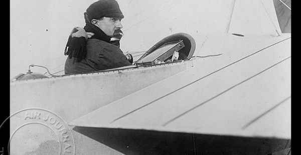 Histoire de l’aviation – 27 juillet 1911. 250 000 francs, voilà le prix que va se voir remettre l’aviateur Jean Louis Conne