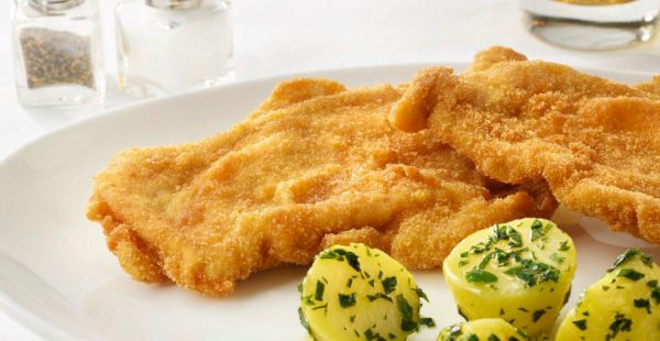 
Austrian Airlines et SWISS, deux filiales du groupe allemand Lufthansa, améliorent la restauration en classe Economique sur leur