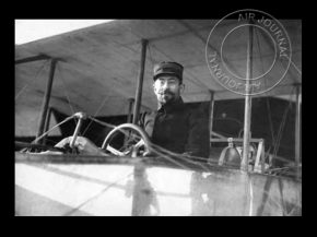 


Histoire de l’aviation – 15 juin 1910. Sphériques, dirigeables et autres aéroplanes, l’officier-aviateur Etévé est d
