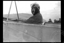 
Histoire de l’aviation – 16 décembre 1909. En ce jeudi 16 décembre 1909, l’aviateur M. de Lesseps prend le chemin du ch