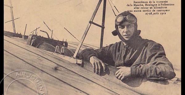 
Histoire de l’aviation – 3 février 1914. Marc Pourpe en aura couvert des kilomètres en ce début d’année 1914, où il a