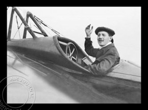 
Histoire de l’aviation – 29 avril 1911. Formé dans sa région native rémoise, le pilote Maurice Prévost retient son souff