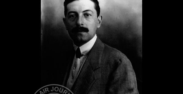
Histoire de l’aviation – 8 juillet 1911. C’est dans le ciel de l’aérodrome du camp de Châlons que le pilote de nationa