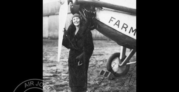 
Histoire de l’aviation – 1er décembre 1930. Il est exactement 13 h 05 quand on voit arriver sur les pistes d’atterriss
