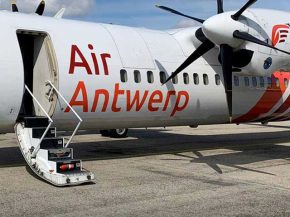 Surnommée  la plus petite compagnie aérienne de Belgique , Air Anwerp a ouvert sa première liaison entre Anvers et Londres-City