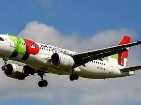 
TAP Air Portugal inaugurera le 1er juillet une nouvelle liaison directe entre Lisbonne et Athènes, avec cinq vols par semaine. C