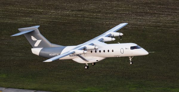 
L avion électronique X1 de Heart Aerospace a réalisé un premier vol de 27 minutes aux États-Unis, entièrement alimenté par 