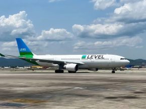 
La compagnie espagnole&nbsp;LEVEL, filiale du groupe IAG (aux côtés d’Iberia, British Airways, Vueling et Aer Lingus), inaugu