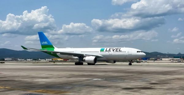 
La compagnie espagnole&nbsp;LEVEL, filiale du groupe IAG (aux côtés d’Iberia, British Airways, Vueling et Aer Lingus), inaugu
