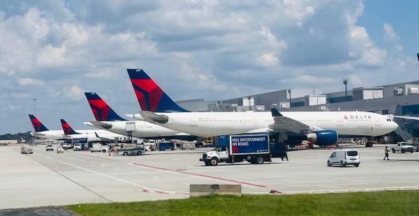 
Un incident s’est produit mercredi soir à l’aéroport de New York-LaGuardia (LGA), lorsqu’un avion régional de Delta Air 