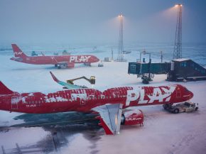 

Des milliers de passagers ont été bloqués depuis vendredi dernier à l’aéroport de Reykjavik, le très mauvais temps empê