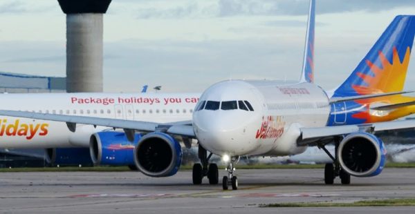
Les aéroports du Royaume-Uni ont accueilli 81,16 millions de passagers entre avril et juin 2026, un nouveau record pour un deuxi