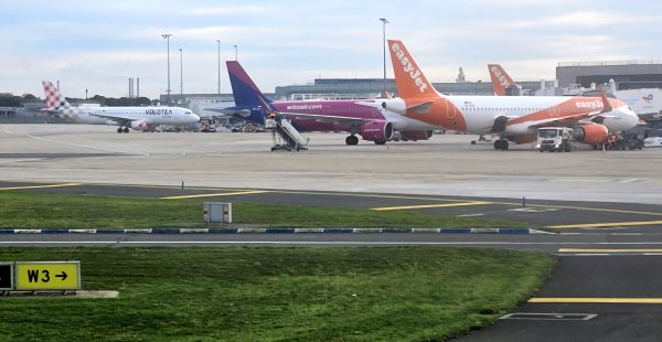 
Wizz Air arrive en tête du classement d’AirAdvisor des compagnies aériennes européennes les moins chères, devant TAP Air Po
