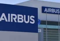 
Airbus étudie le lancement d’une version allongée de son long-courrier vedette, provisoirement baptisée A350-2000, afin de c