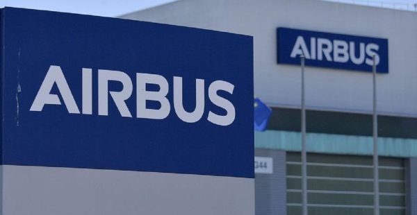 
Le patron d Airbus, Guillaume Faury, anticipe une année 2025 favorable à Boeing sur le terrain des commandes d’avions, tout e