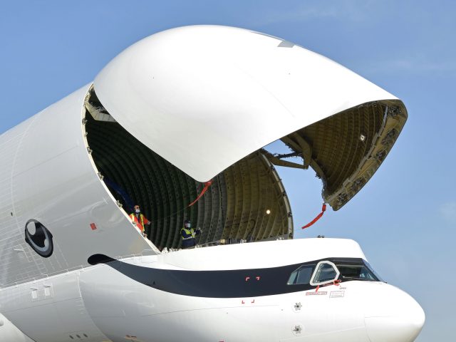 Photo : le Beluga XL se pose à Nantes-Atlantique 2 Air Journal