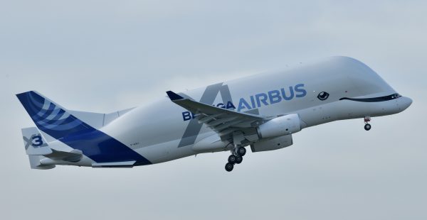 
L’aéroport Nantes-Atlantique a accueilli pour la 1ère fois, le 5 novembre, sur son tarmac le Beluga XL, avion-cargo de grande