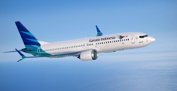 
Sous la pression d’un kérosène renchéri de plus de 70% en un mois, Jakarta autorise les compagnies aériennes à augmenter l