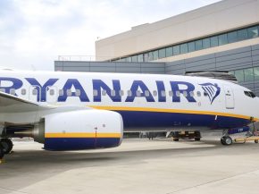 
La low cost Ryanair a annoncé l’ouverture de 100 nouveaux postes d’équipage cabine à sa base de Dublin. Cette initiative s