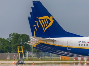 
Ryanair va supprimer définitivement, mercredi 12 novembre prochain, les cartes d’embarquement papier, une mesure qui touchera 