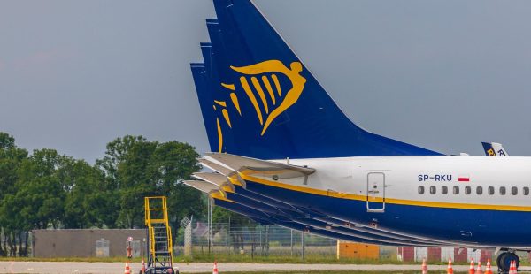 
Ryanair va supprimer définitivement, mercredi 12 novembre prochain, les cartes d’embarquement papier, une mesure qui touchera 