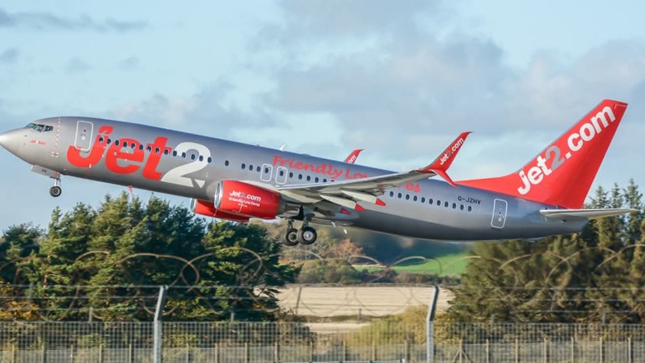 Vol Jet2 entre Larnaca et Manchester : un passager violent meurt après avoir été maîtrisé 1 Air Journal Vol Jet2 entre Larnaca et Manchester : un passager violent meurt après avoir été maîtrisé 1 Air Journal