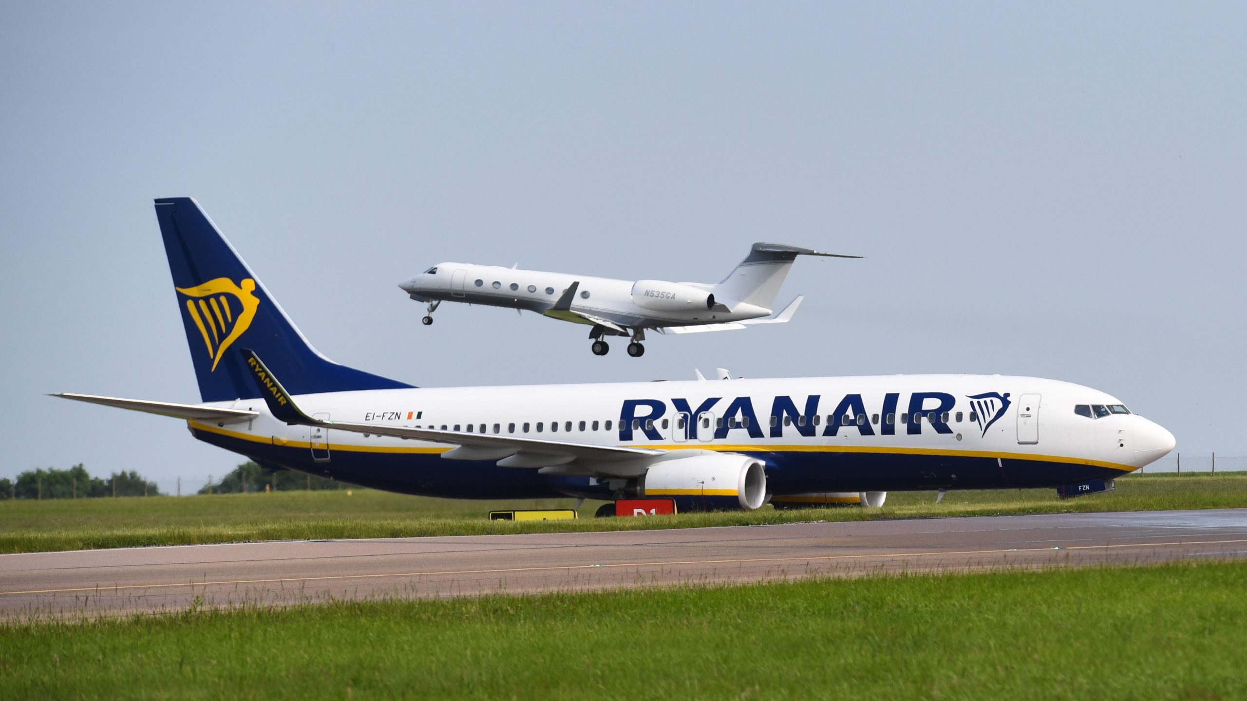 Turbulences sévères : un 737 MAX de Ryanair contraint à l’urgence et au retour à Birmingham 1 Air Journal