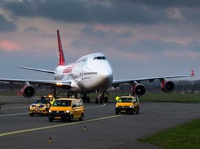 Corendon, agence de voyages, compagnie aérienne et groupe hôtelier, fera transporter un Boeing 747-400 de l aéroport de Schipho