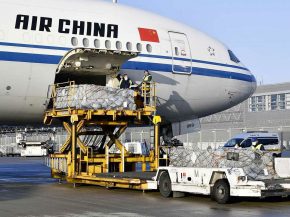 



Le fret aérien mondial a enregistré une hausse de 5,5% en juillet 2025 par rapport à l’an passé, mesurée en kilomètres