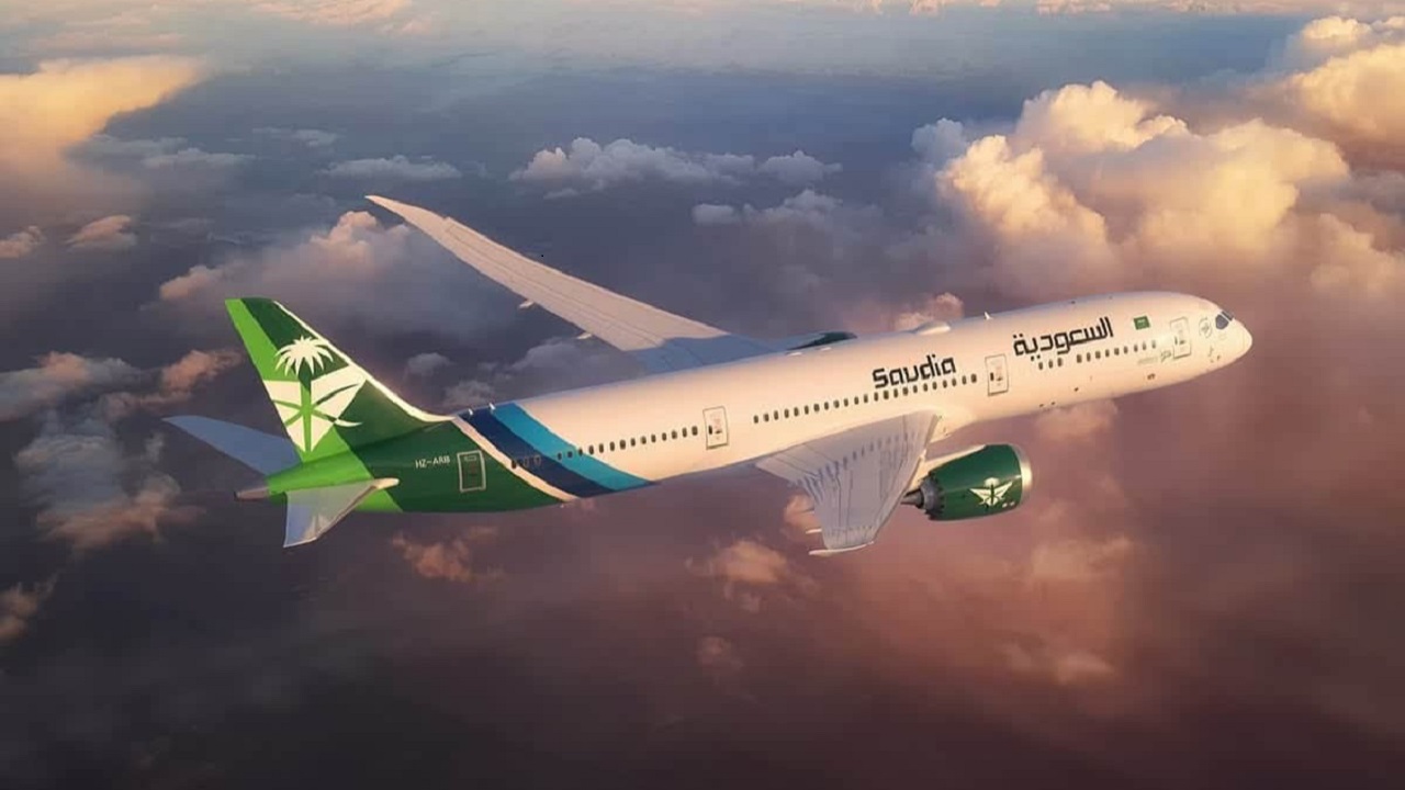 Riyad : un pilote de Saudia tué dans les attaques contre l’aéroport, près de 40% des vols non assurés