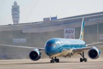 
Le Vietnam se prépare à réduire ses vols dès avril, pris en tenaille par un choc pétrolier venu d’Iran qui assèche ses ap