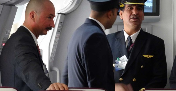 Une femme pilote de la compagnie aérienne Qatar Airways affirme s’être vu demander de rembourser environ 162.000 dollars de fr