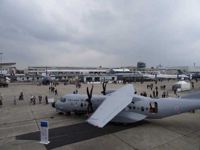 air-journal-bourget-2015-transport-militaire
