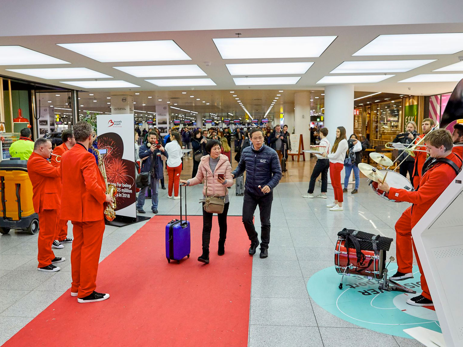 Les compagnies aériennes chinoises augmentent leurs fréquences vers l’Europe, sans tenir compte de la demande