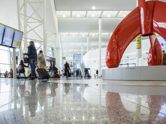 Aéroport de Bruxelles : 1,1 million de passagers en mars, six fois plus qu’en 2021 75 Air Journal