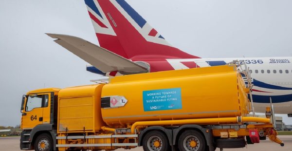 
Réunis sous la bannière du lobby Airlines for Europe (A4E), les dirigeants des principaux groupes aériens européens — IAG (