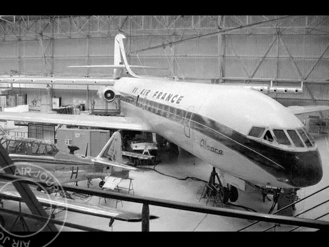 Le 1er mai 1959 dans le ciel : La Caravelle « Alsace » prend la direction de la Turquie