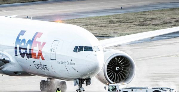 
En prévision de la demande pour les fêtes de fin d année, FedEx Express augmente la capacité de livraison de son réseau aér