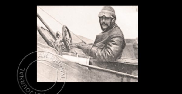 
Histoire de l’aviation – 30 juillet 1913. Couvrir la plus longue distance en évoluant en circuit fermé est le défi lancé