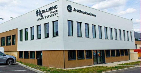
BAA Training, spécialiste en formation aéronautique, ouvre un centre de simulation en France, près de l aéroport Paris-Orly, 