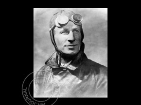 
Histoire de l’aviation – 26 juin 1930. En ce 26 juin 1930, l’aviateur de nationalité australienne Kingsford Smith achève