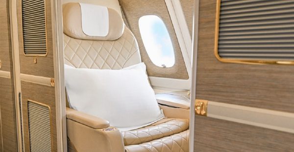 
Emirates veut profiter de l’après-guerre au Moyen-Orient pour se repositionner sur le très haut de gamme, avec un projet spec