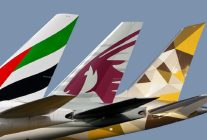 
La guerre au Moyen-Orient bouleverse le trafic aérien mondial, avec des fermetures d’espaces aériens et des annulations de vo