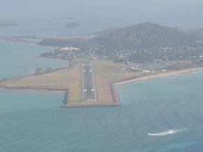 
La préfecture de Mayotte a annoncé de nouvelles restrictions de voyage liées à la pandémie de Covid-19, l’aéroport de Dza
