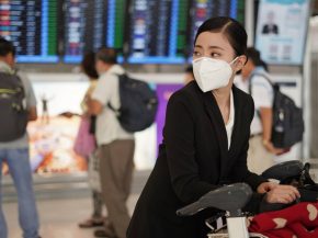 
La Thaïlande relancera le mois prochain pour les voyageurs vaccinés son système   Test & Go », qui limite à u